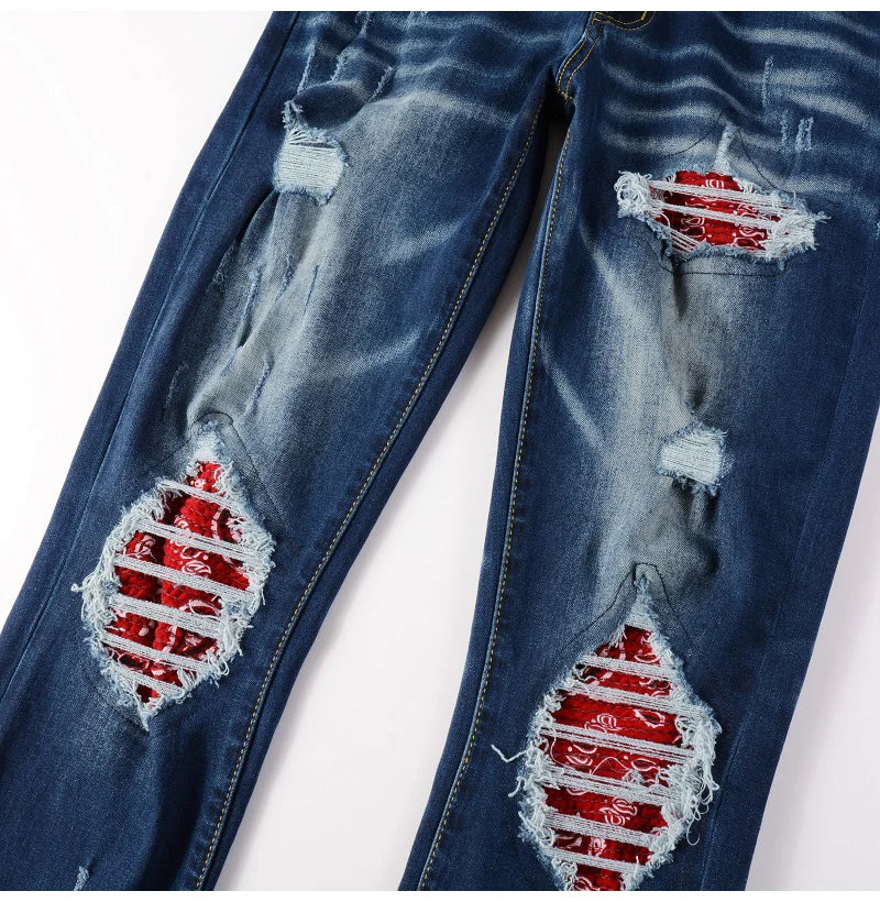 Close view of knee design Nofacebaby M8 Jeans.