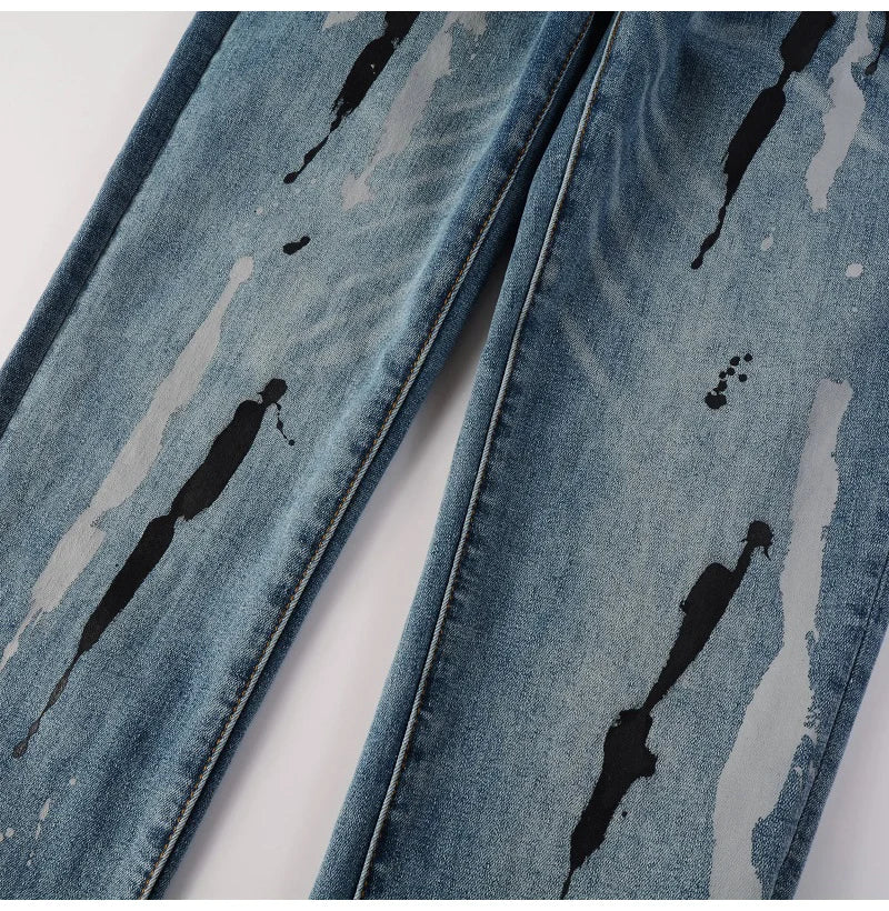 Nofacebaby M17 Jeans paint design on the knee.